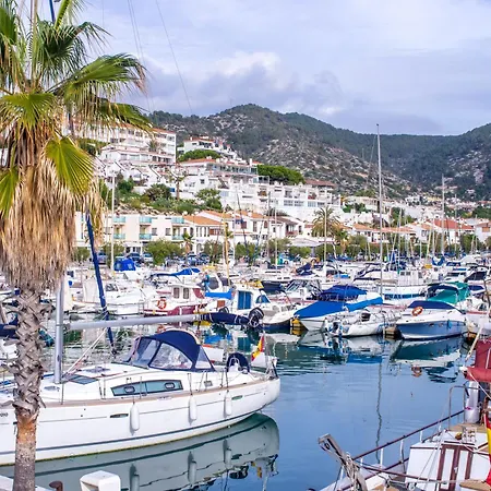 アパート Armonia - Happy サンレモ